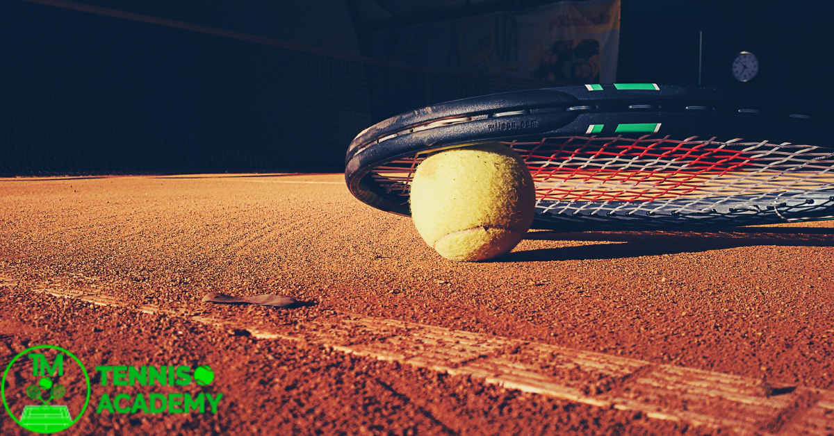 5 FEATURES TO LOOK FOR IN A GOOD TENNIS COACH