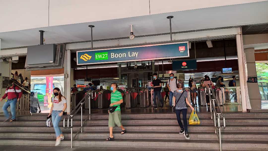 Tennis Lessons near Boon Lay Singapore